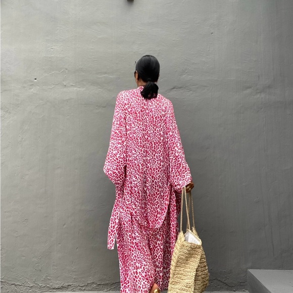 Leopard Print Kimono Robe - Picture 3 of 6